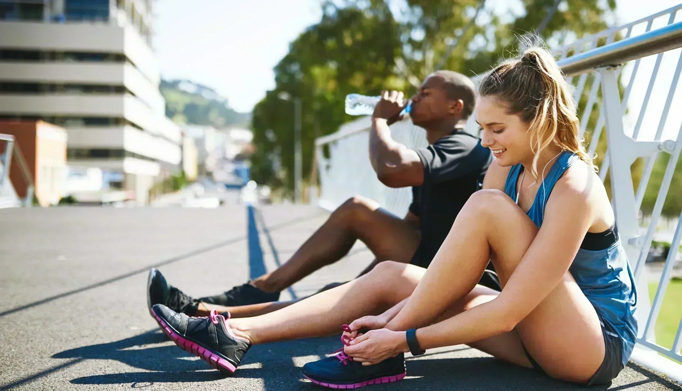 Protokół regeneracji po treningu dla osób 40+: rola kreatyny i koenzym Q10